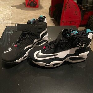 Nike air Griffey size 10.5 mens never used w no box